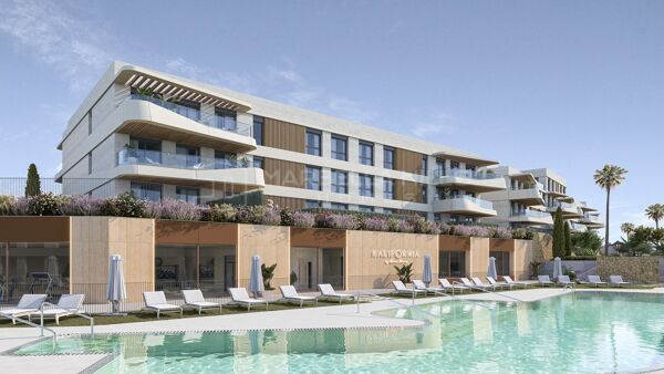 Kalifornia: New Apartments Between Two Golf Courses in West Estepona