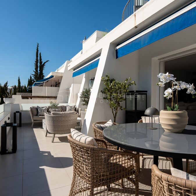 Appartement rénové de 3 chambres à Sol y Paz, Nueva Andalucía, à pied de Puerto Banús