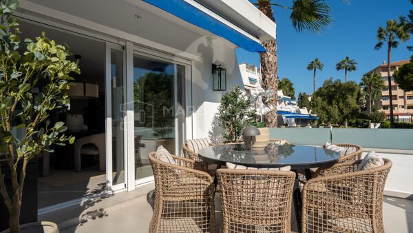 Appartement rénové de 3 chambres à Sol y Paz, Nueva Andalucía, à pied de Puerto Banús