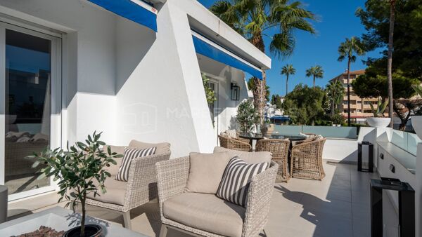 Appartement rénové de 3 chambres à Sol y Paz, Nueva Andalucía, à pied de Puerto Banús