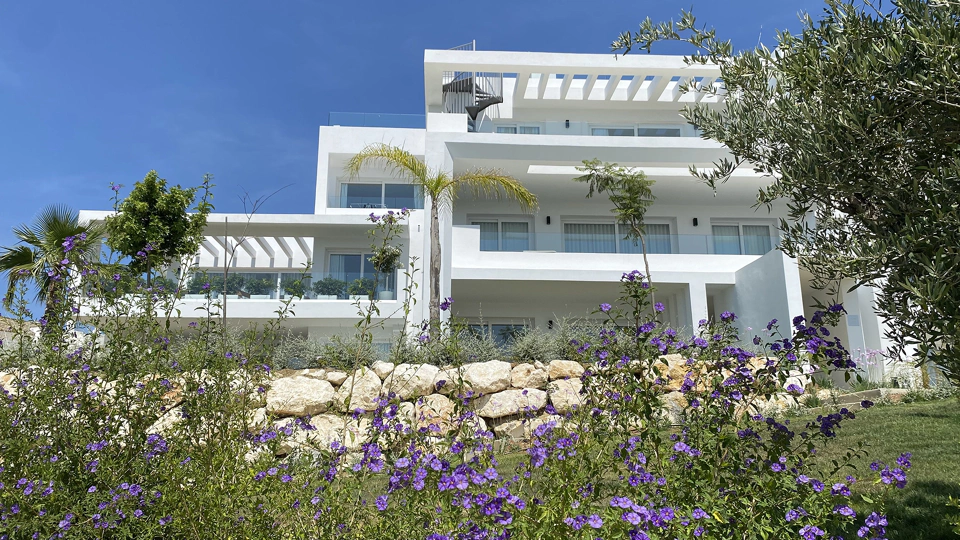 Development in Alcazaba Lagoon, Casares Pueblo