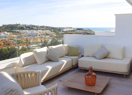 Unrivalled views in a vibrant setting