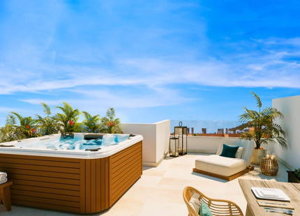 Golden View II, contemporary style townhouses in Manilva