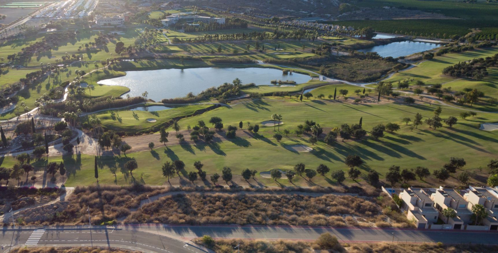 Villas Mustique and Aruba, exclusive homes next to the golf course at La Finca Resort
