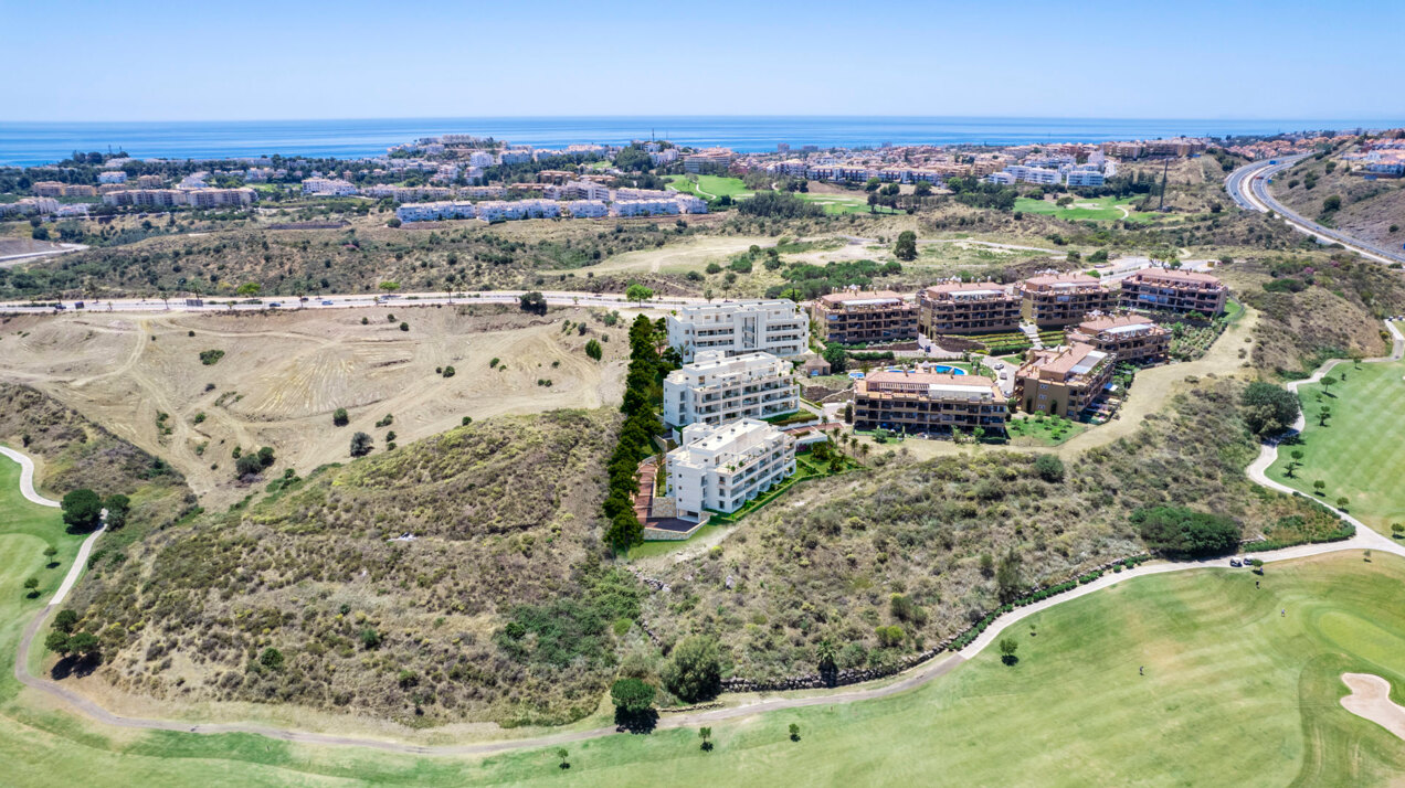 Dream Golf Calanova, frontline golf apartments in Mijas Costa