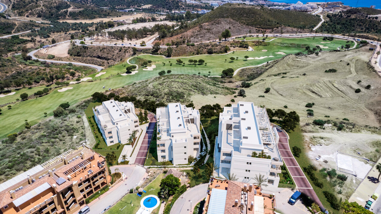 Dream Golf Calanova, frontline golf apartments in Mijas Costa