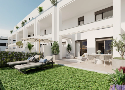 Symphony Suites, modern and elegant groundfloors and penthouses with sea views in the New Golden Mile