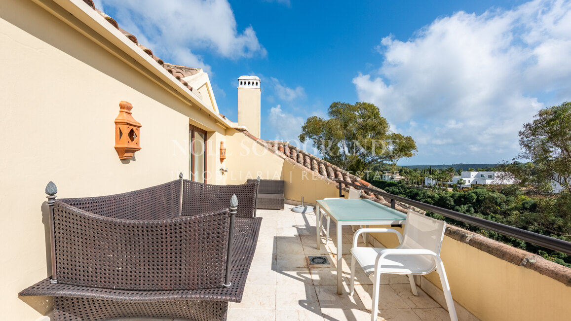 Elegantes Penthouse in Valgrande, unmittelbarer Nähe zum Royal Golf Club Valderrama