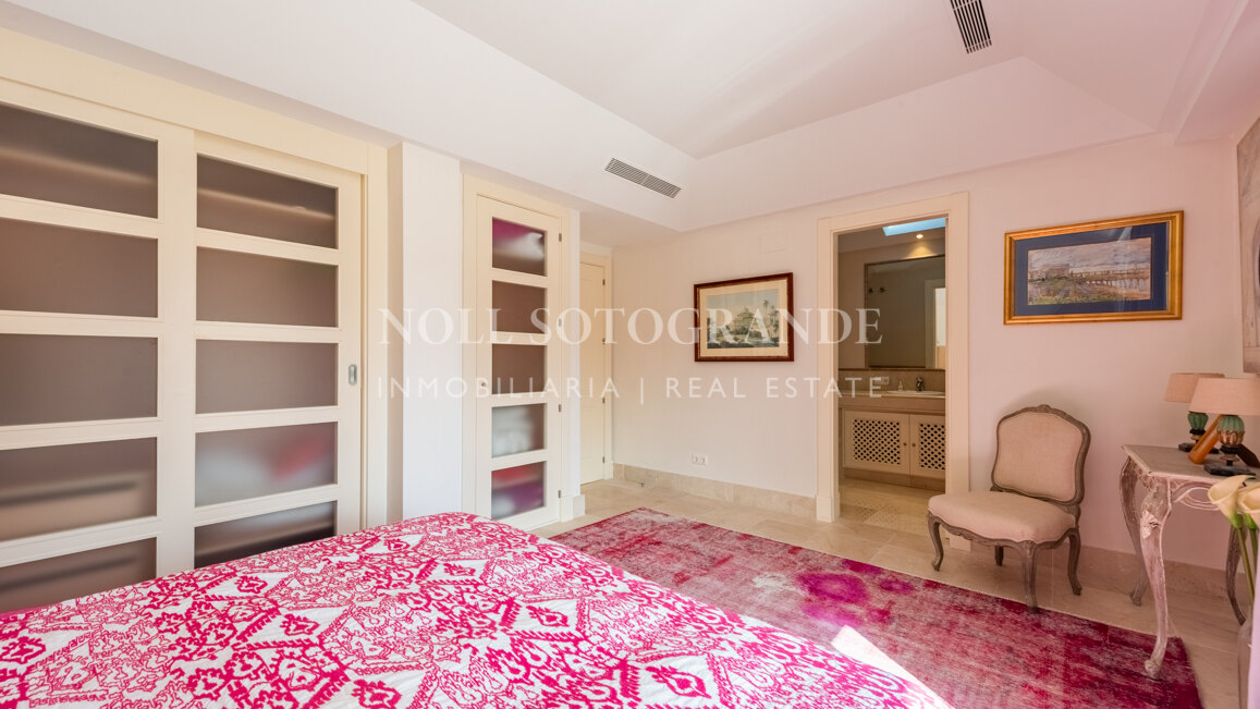 Elegantes Penthouse in Valgrande, unmittelbarer Nähe zum Royal Golf Club Valderrama