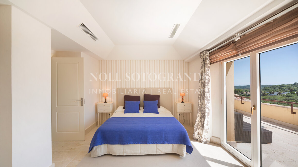 Elegantes Penthouse in Valgrande, unmittelbarer Nähe zum Royal Golf Club Valderrama