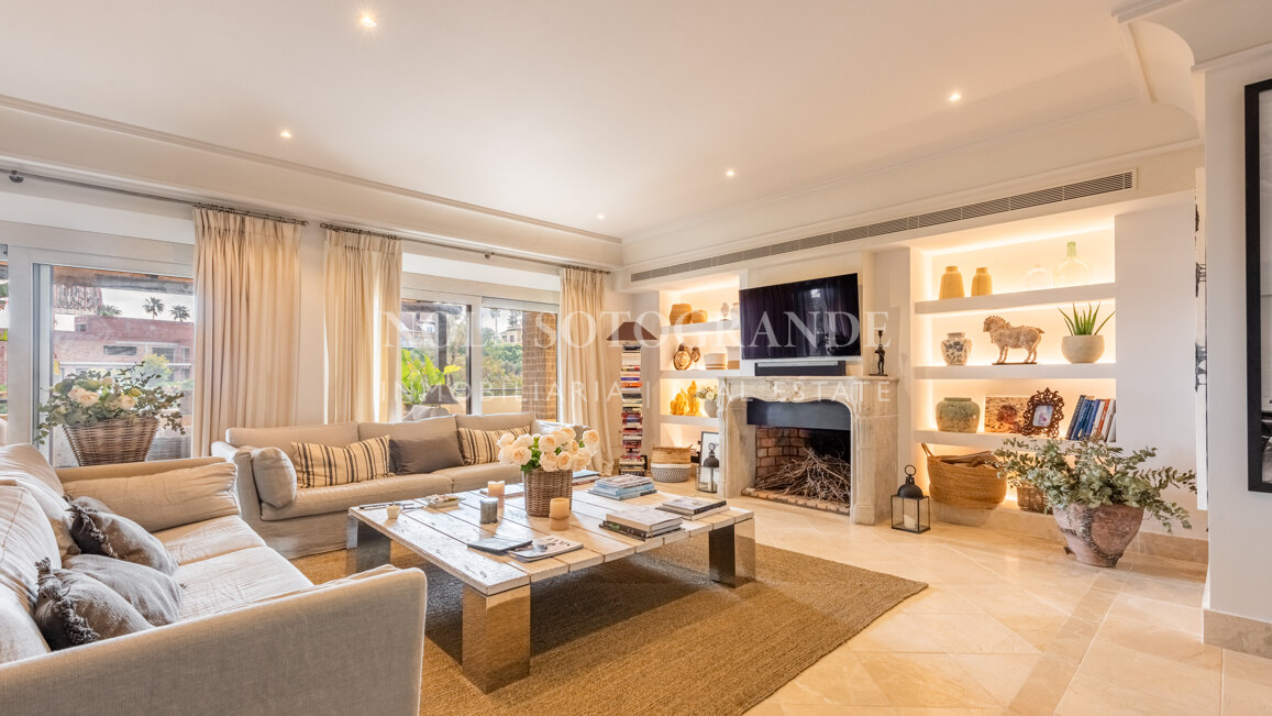 Elegantes Penthouse in Valgrande, unmittelbarer Nähe zum Royal Golf Club Valderrama