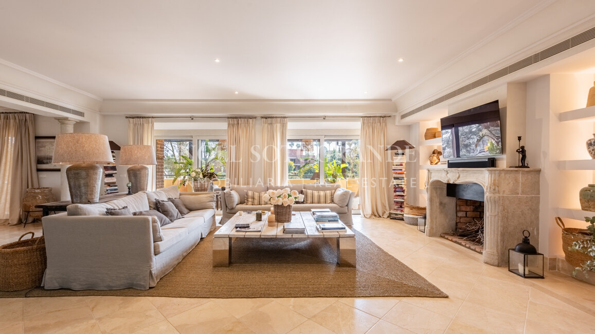 Elegantes Penthouse in Valgrande, unmittelbarer Nähe zum Royal Golf Club Valderrama