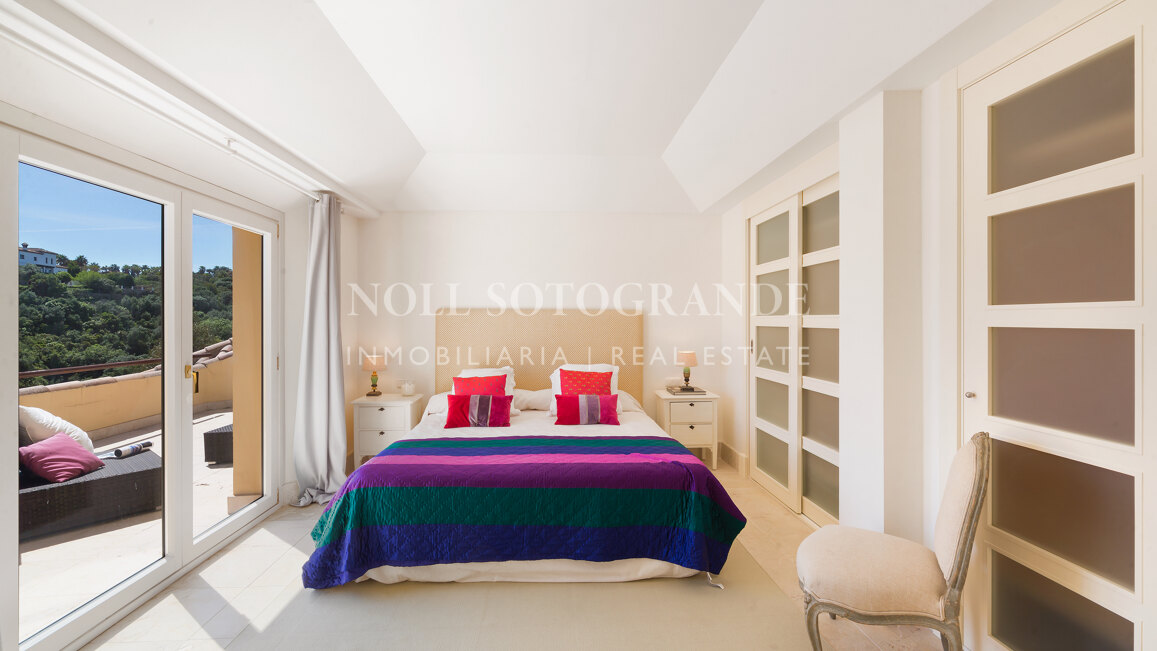 Elegantes Penthouse in Valgrande, unmittelbarer Nähe zum Royal Golf Club Valderrama