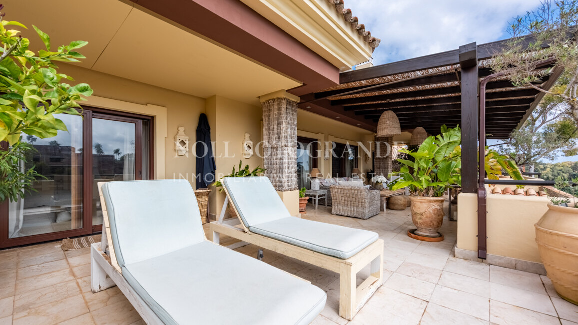 Elegantes Penthouse in Valgrande, unmittelbarer Nähe zum Royal Golf Club Valderrama