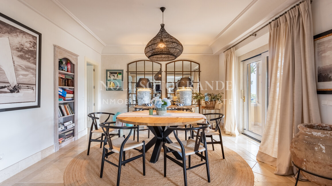 Elegantes Penthouse in Valgrande, unmittelbarer Nähe zum Royal Golf Club Valderrama