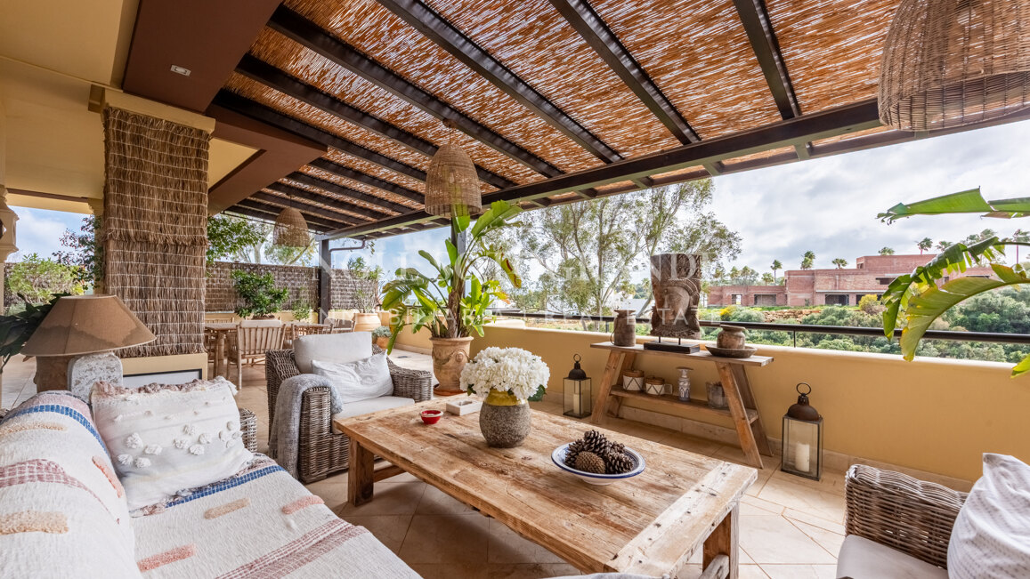 Elegantes Penthouse in Valgrande, unmittelbarer Nähe zum Royal Golf Club Valderrama