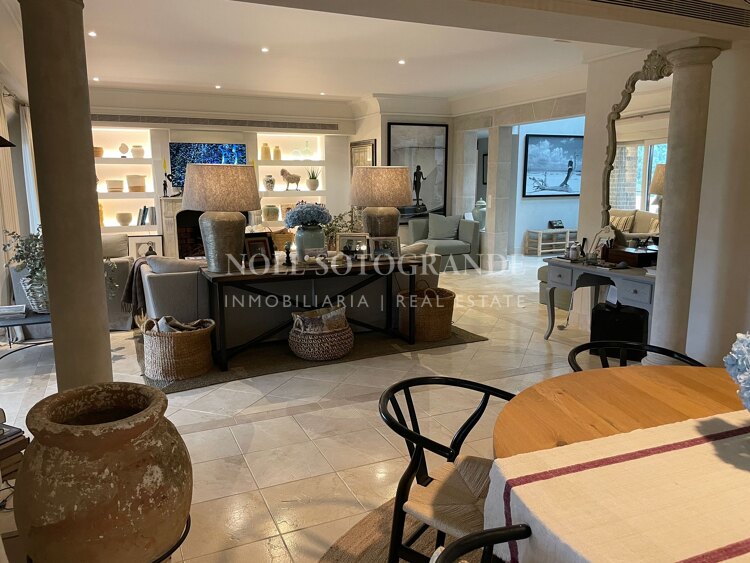 Elegantes Penthouse in Valgrande, unmittelbarer Nähe zum Royal Golf Club Valderrama