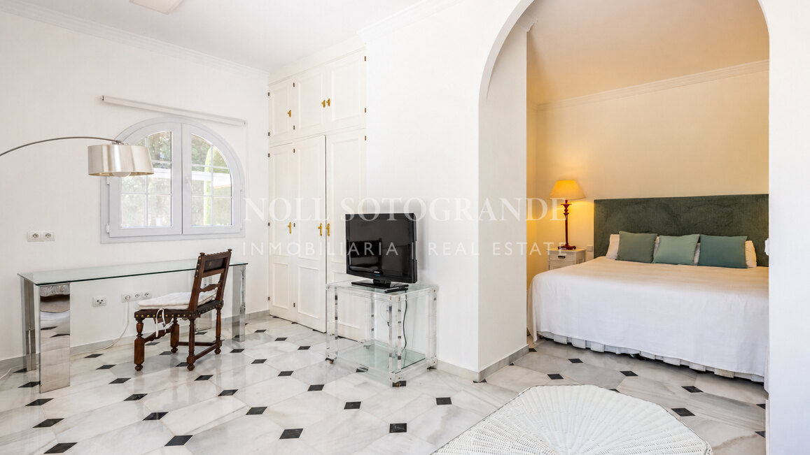 Villa Safira im georgianischen Stil zu verkaufen, Sotogrande Alto