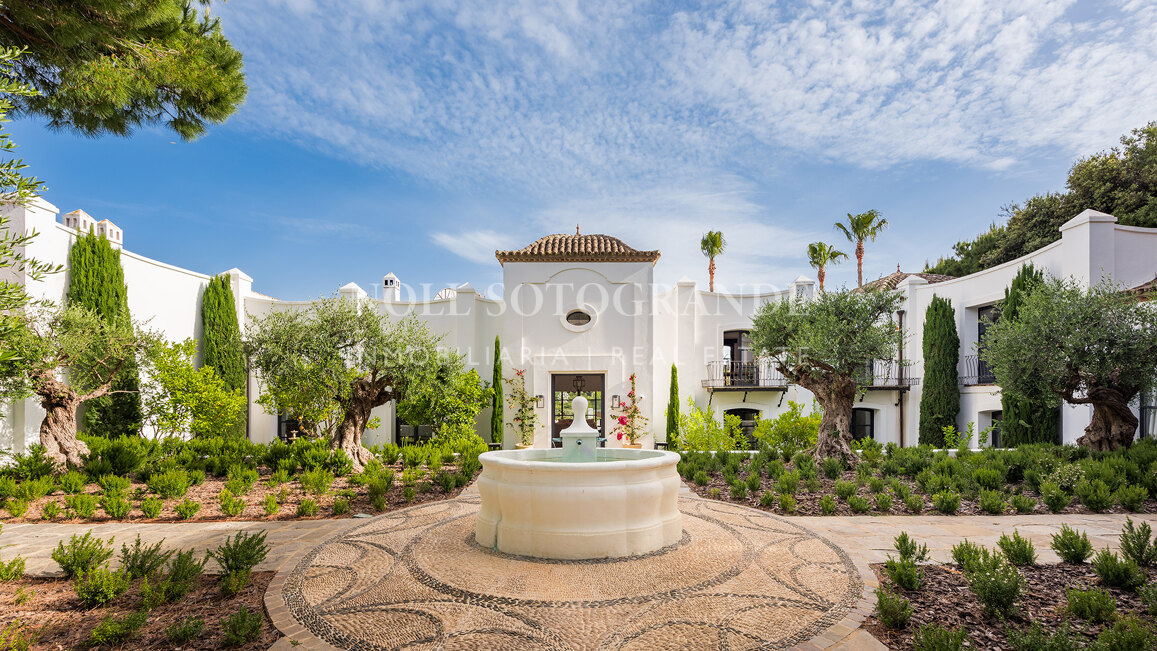 Cortijo El Olivo – ein Andalusisches Meisterwerk mit Golfblick in Sotogrande Alto