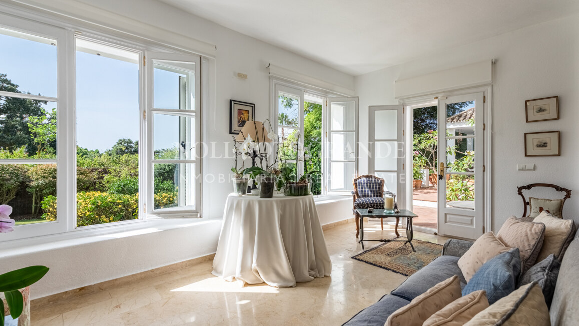 Villa Eucalyptus Bloom - Sotogrande Alto, Charmante traditionelle Villa zu verkaufen