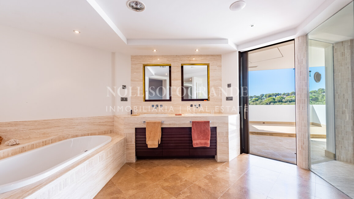 Villa Luciana- Meisterhaft gebaute Villa mit atemberaubender Aussicht