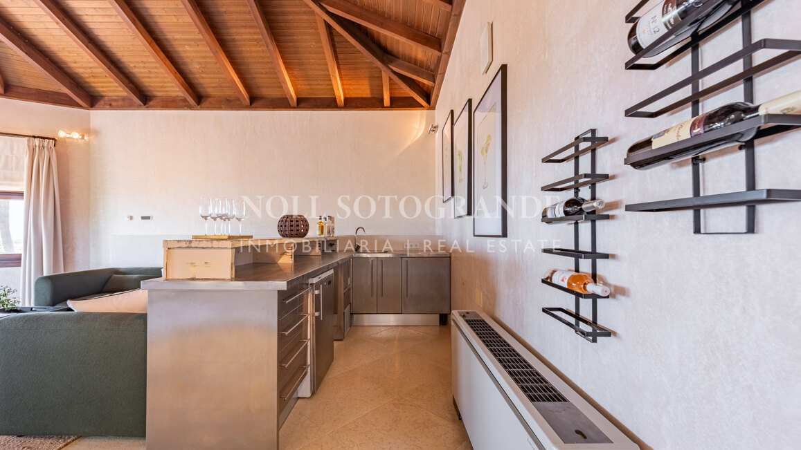 Villa Gaura Bloom - Luxuriöse 6-Schlafzimmer-Villa mit Meerblick in Sotogrande Alto