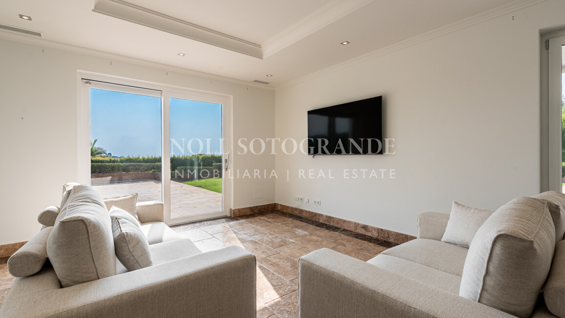 Villa Gentian Blue - Große Familienvilla mit Aussicht zu verkaufen, Sotogrande Alto