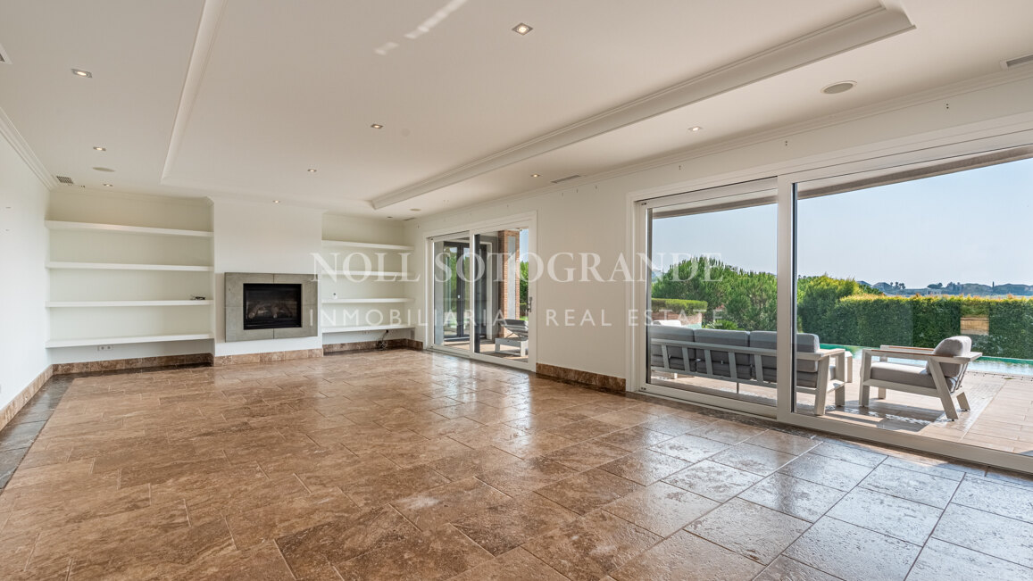 Villa Gentian Blue - Große Familienvilla mit Aussicht zu verkaufen, Sotogrande Alto