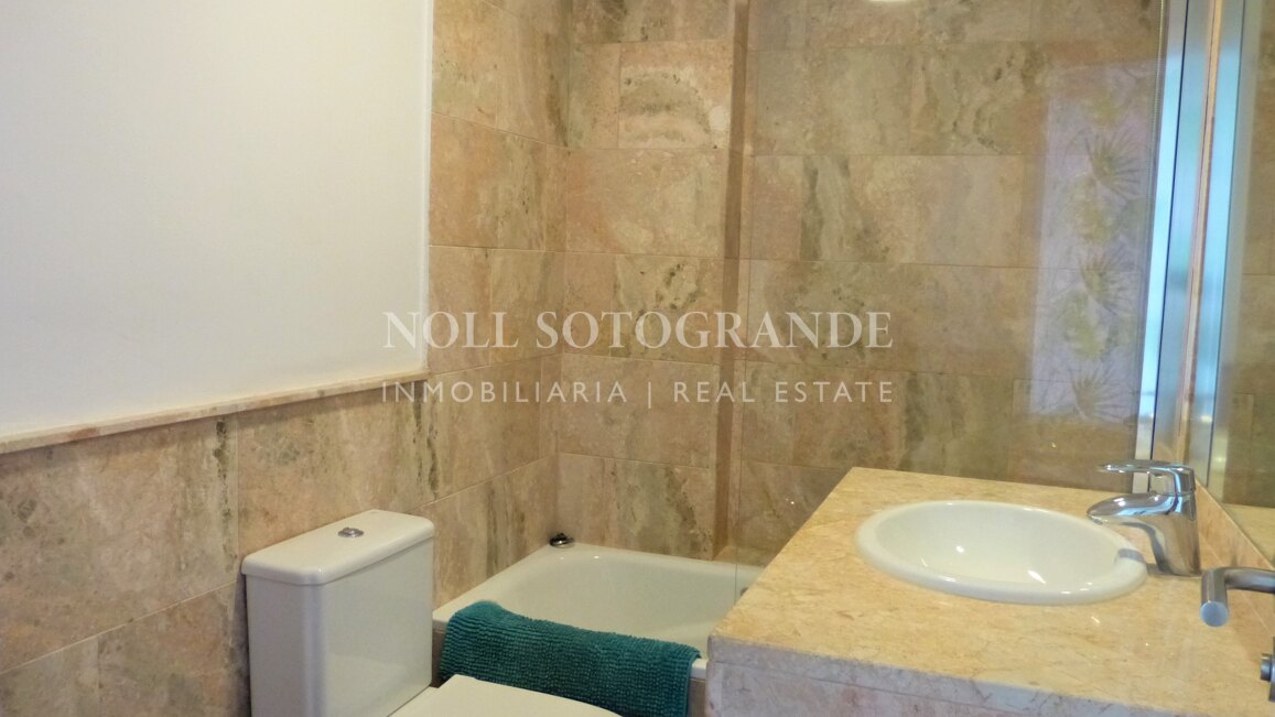 Geräumige Doppelhaushälfte in Sotogrande Costa