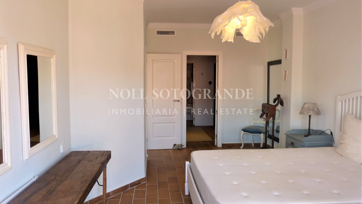 Geräumige Doppelhaushälfte in Sotogrande Costa