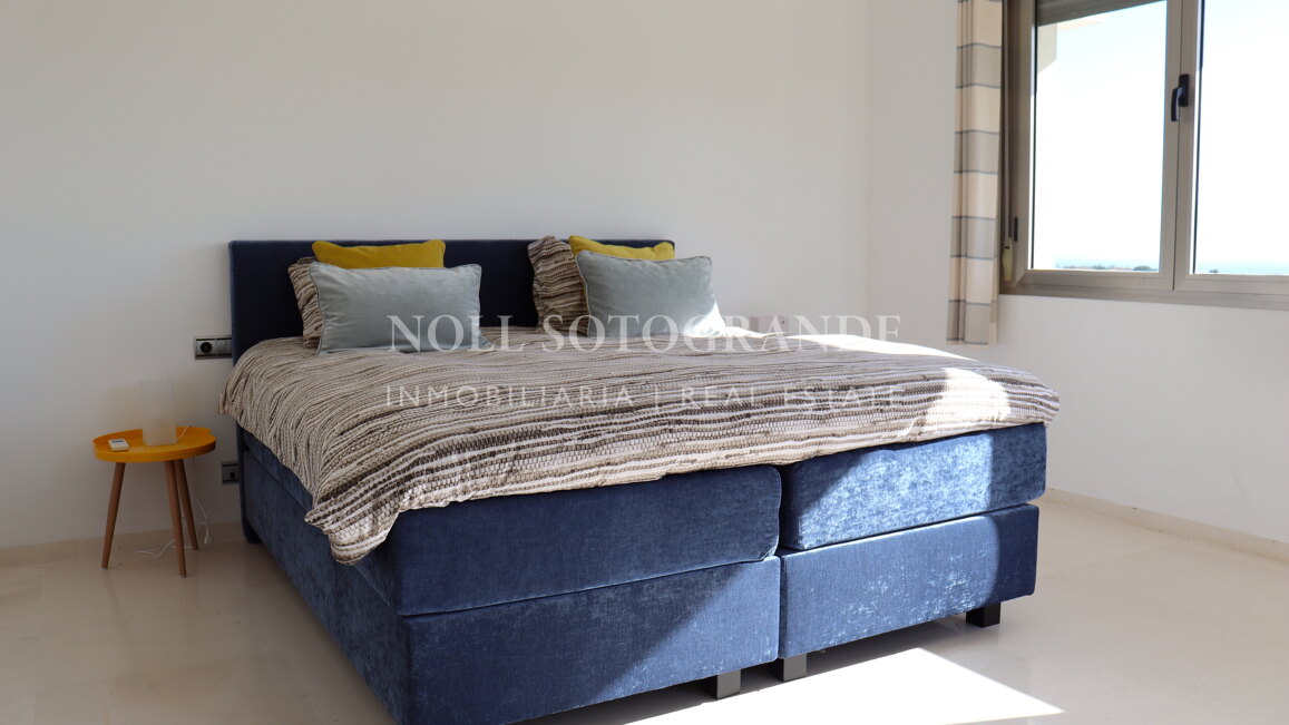 Moderne Villa zur Kurzzeitmiete in Sotogrande Alto