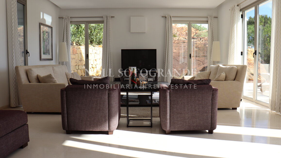 Moderne Villa zur Kurzzeitmiete in Sotogrande Alto