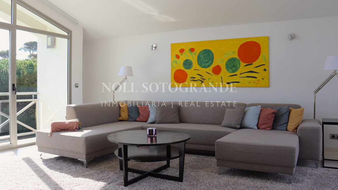 Moderne Villa zur Kurzzeitmiete in Sotogrande Alto