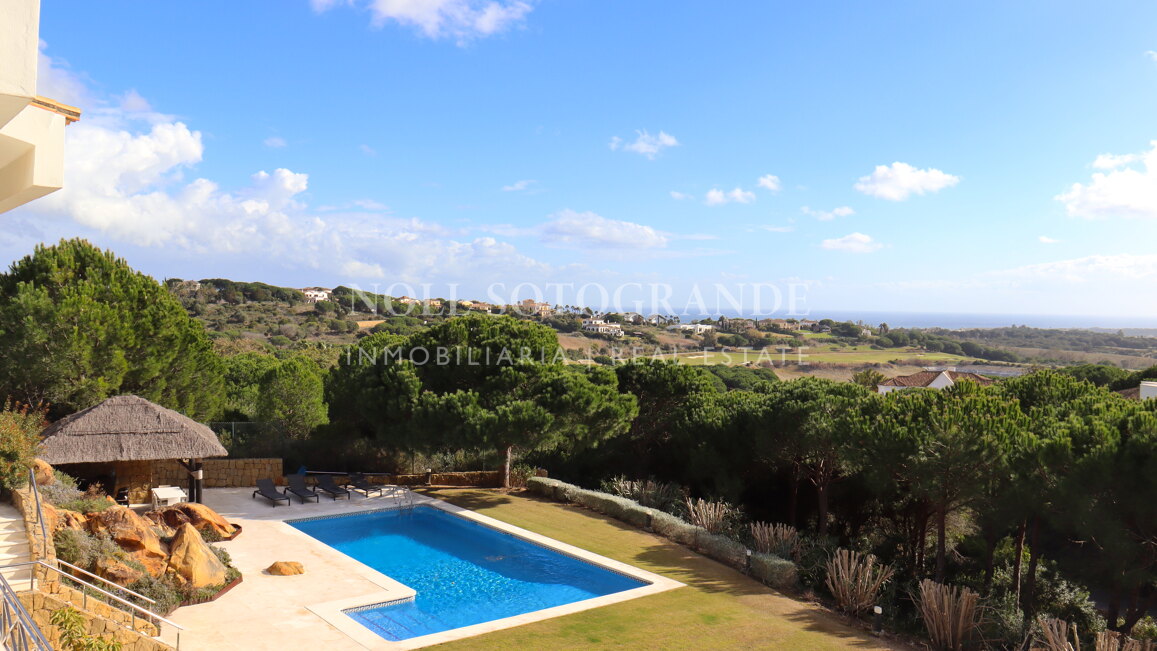 Moderne Villa zur Kurzzeitmiete in Sotogrande Alto