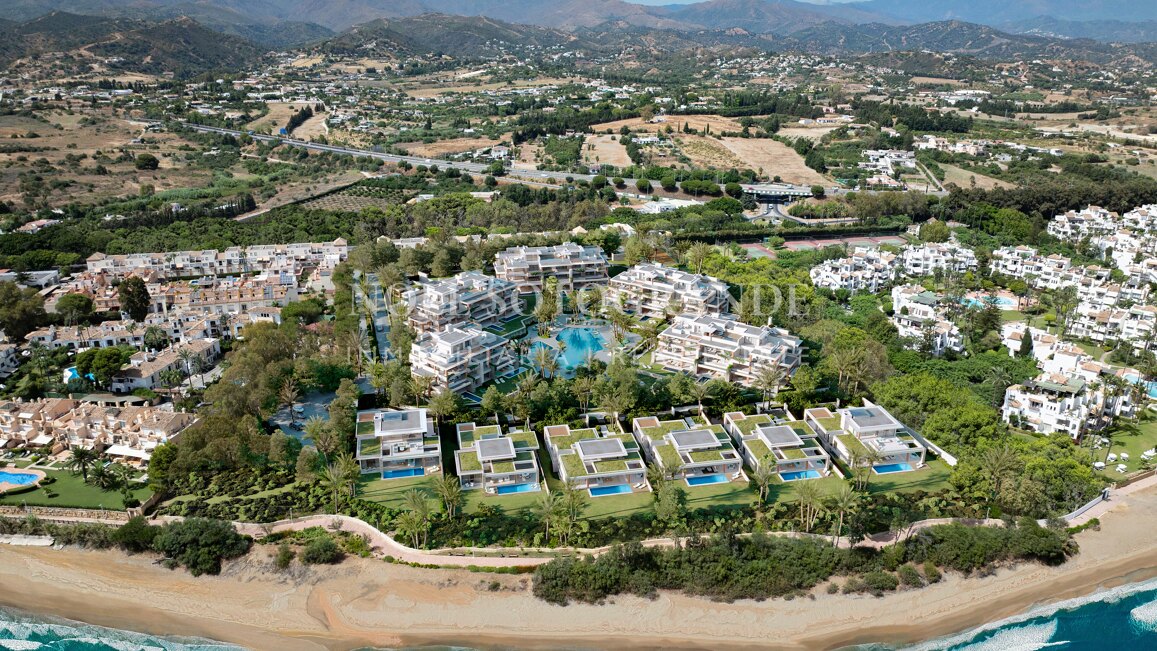 Luxury Frontline Sea View Villa for Sale in Estepona with Private Spa