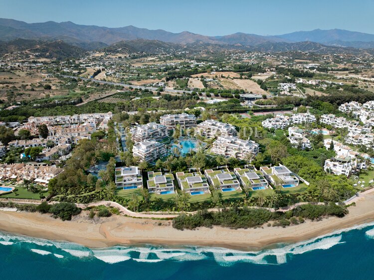 Luxury Frontline Sea View Villa for Sale in Estepona with Private Spa