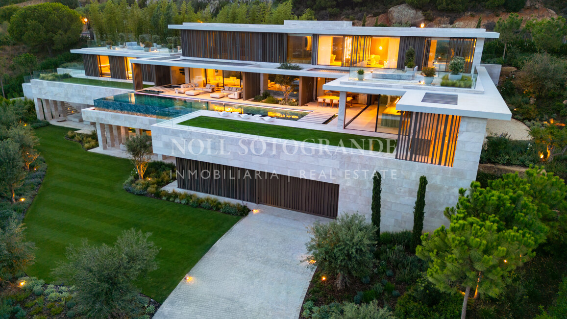 Contemporary Villa for sale La Reserva de Sotogrande.