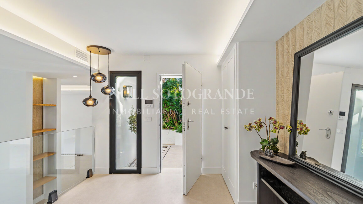 5-Bedroom Villa for Sale in Sotogrande Costa, Private Pool