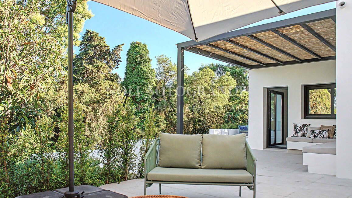 5-Bedroom Villa for Sale in Sotogrande Costa, Private Pool