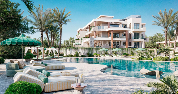 Luxury 4-Bedroom Ground Floor Apartment with Private Pool in Estepona