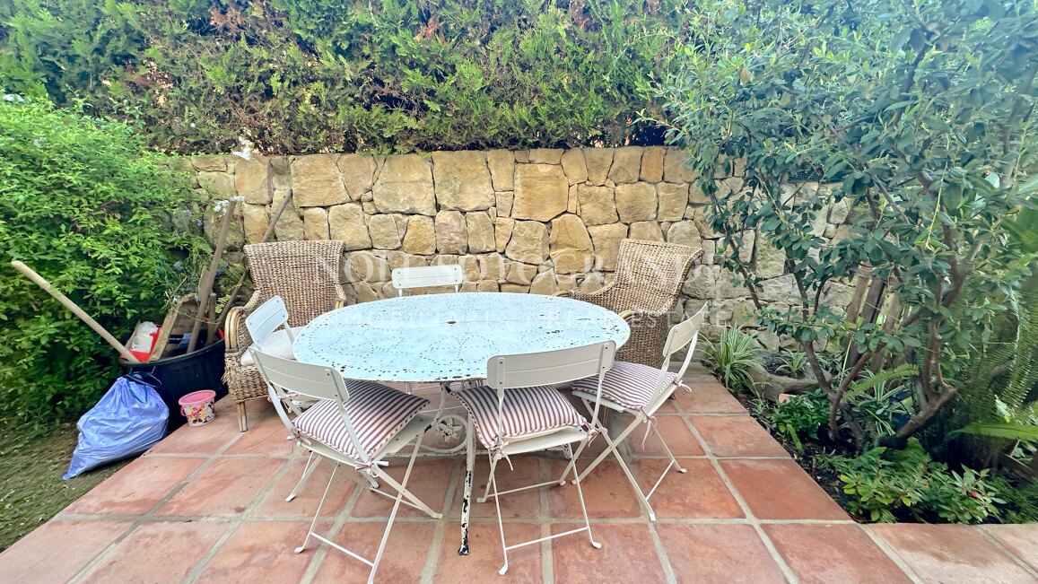 Reihenhaus mit Garten in Casar Floresta verfügbar Sept–Jun