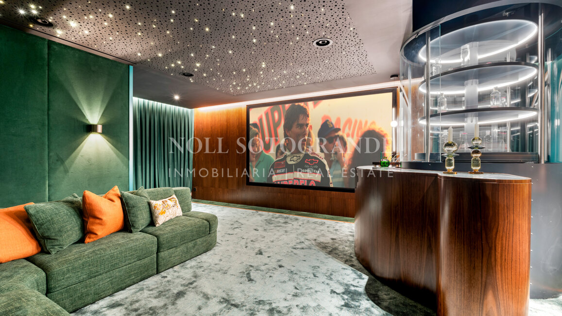 Aussergewöhnliche Designer Villa in La Reserva Sotogrande