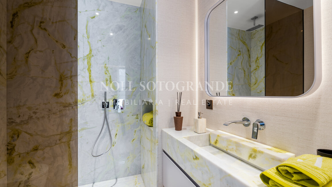 Aussergewöhnliche Designer Villa in La Reserva Sotogrande