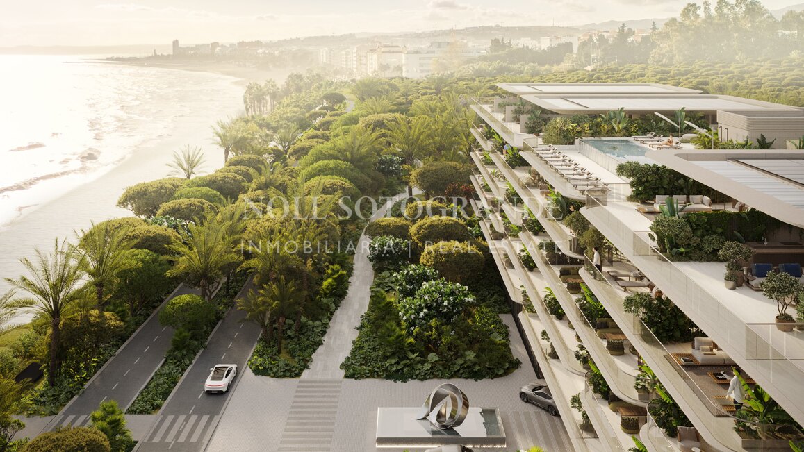 High-end Duplex Penthouse fully serviced beach front