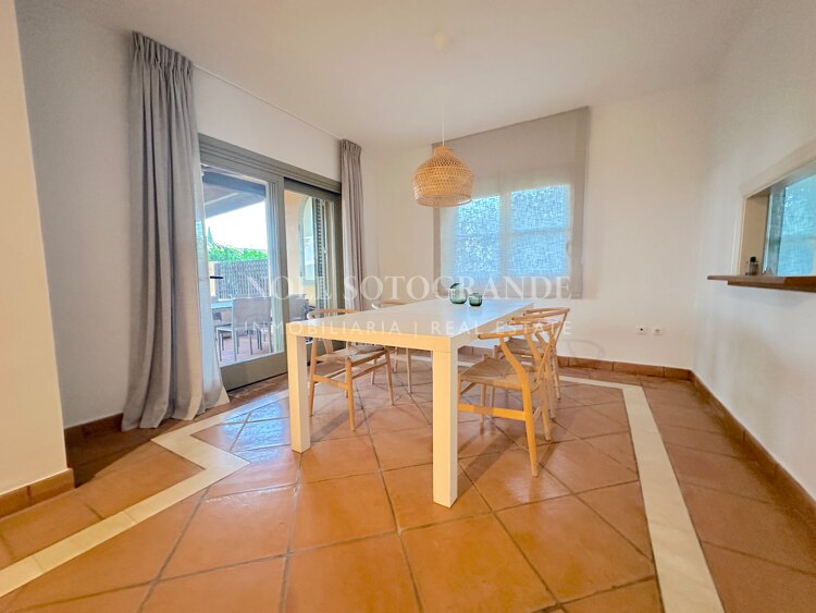 Townhouse for sale in Los Cármenes, Sotogrande Alto