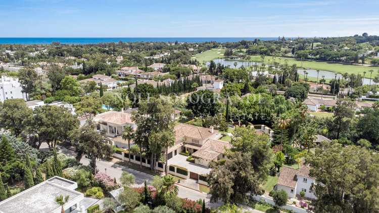Elegant Andalusian Villa in the Kings & Queens Area, Sotogrande Costa