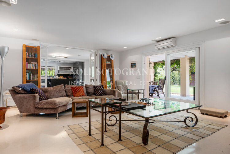 Elegant Andalusian Villa in the Kings & Queens Area, Sotogrande Costa