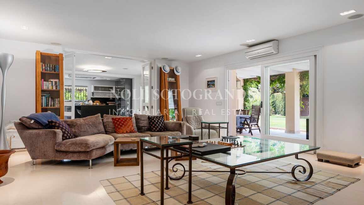 Elegant Modern Andalusian Villa in the Prestigious Kings & Queens Area, Sotogrande Costa