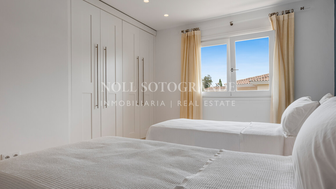 Elegant Modern Andalusian Villa in the Prestigious Kings & Queens Area, Sotogrande Costa