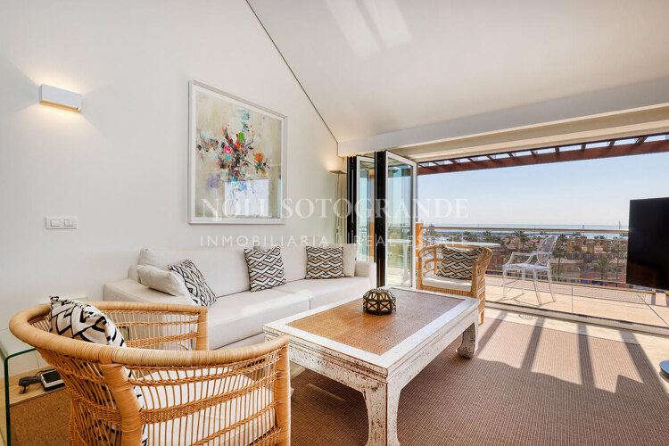 2-bedroom penthouse in Ribera del Marlin for long-term rental